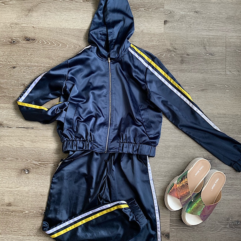 Guess XS
